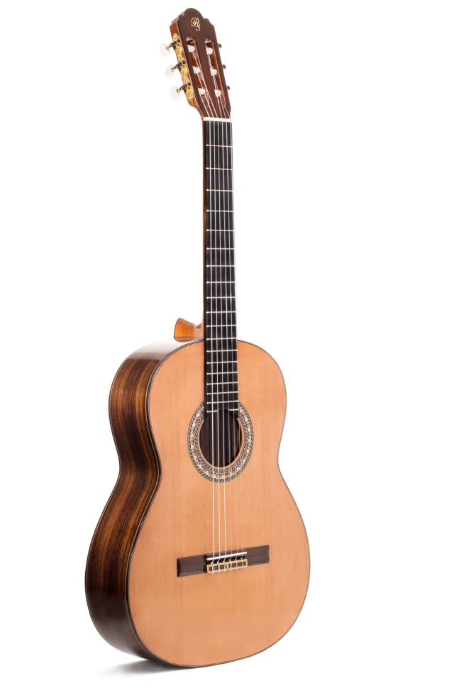 PRUDENCIO SAEZ 2-M (G-9) Cedar Top